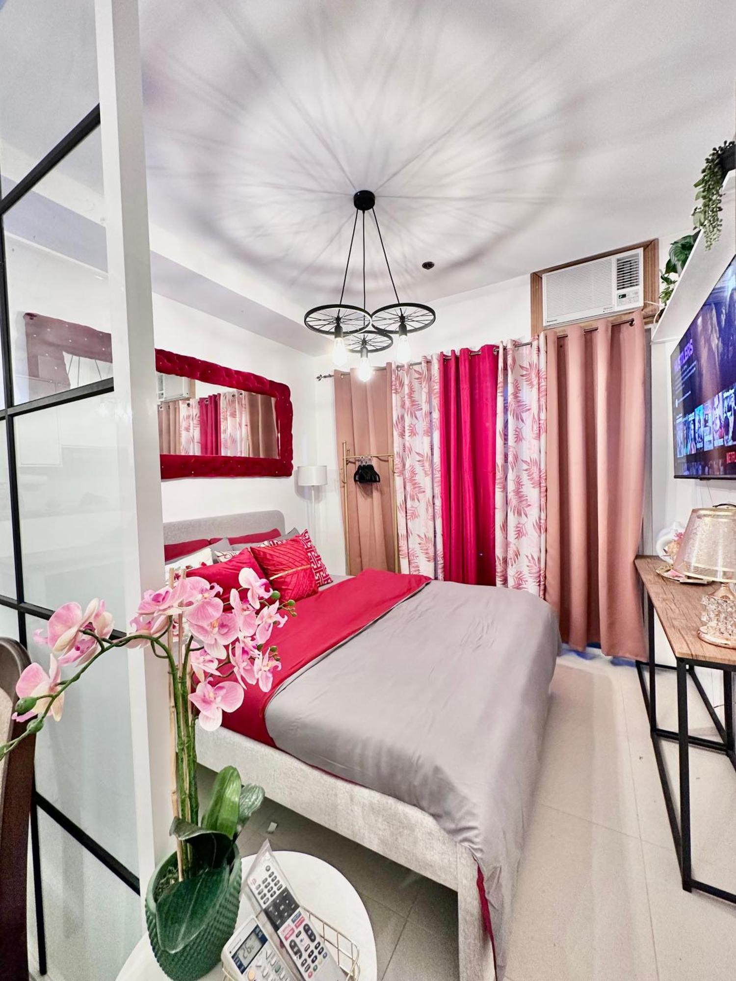 Aesthetic One Bedroom Beside Sm W Pool, Wifi And Netflix Cagayan de Oro Exterior photo